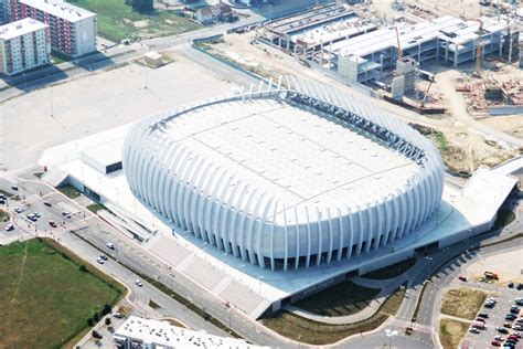 Zagreb Arena, Arena Zagreb .